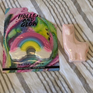 Brand new bath fizzers Holler and Glow rainbow shaped and llama self care